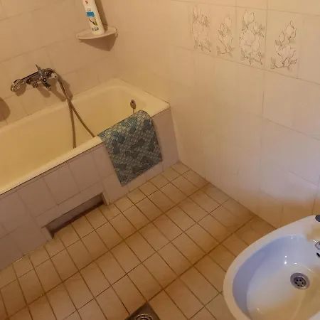 Fuzfa Apartmanhaz * Tamási