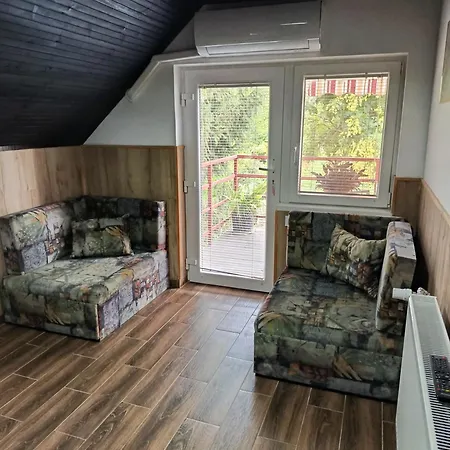 Fuzfa Apartmanhaz * Tamási