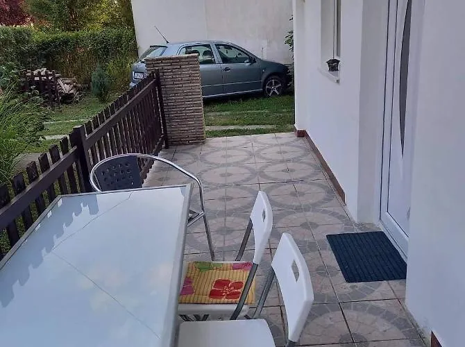 Fuzfa Apartmanhaz Tamási