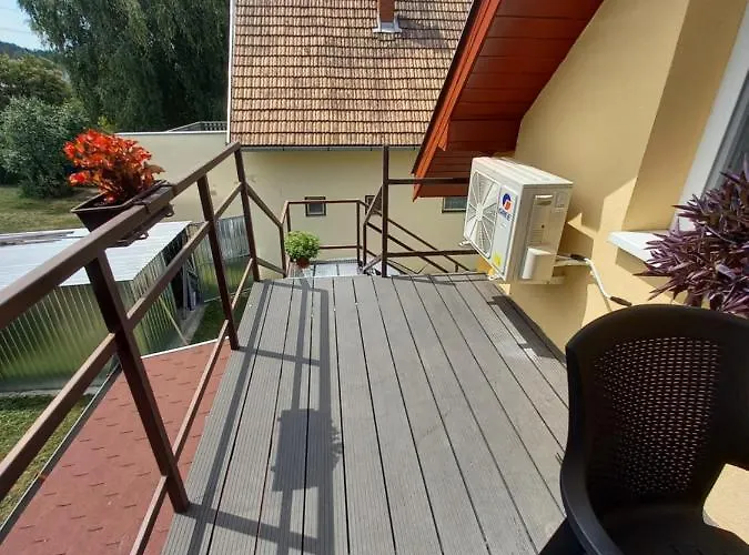 Fuzfa Apartmanhaz * Tamási